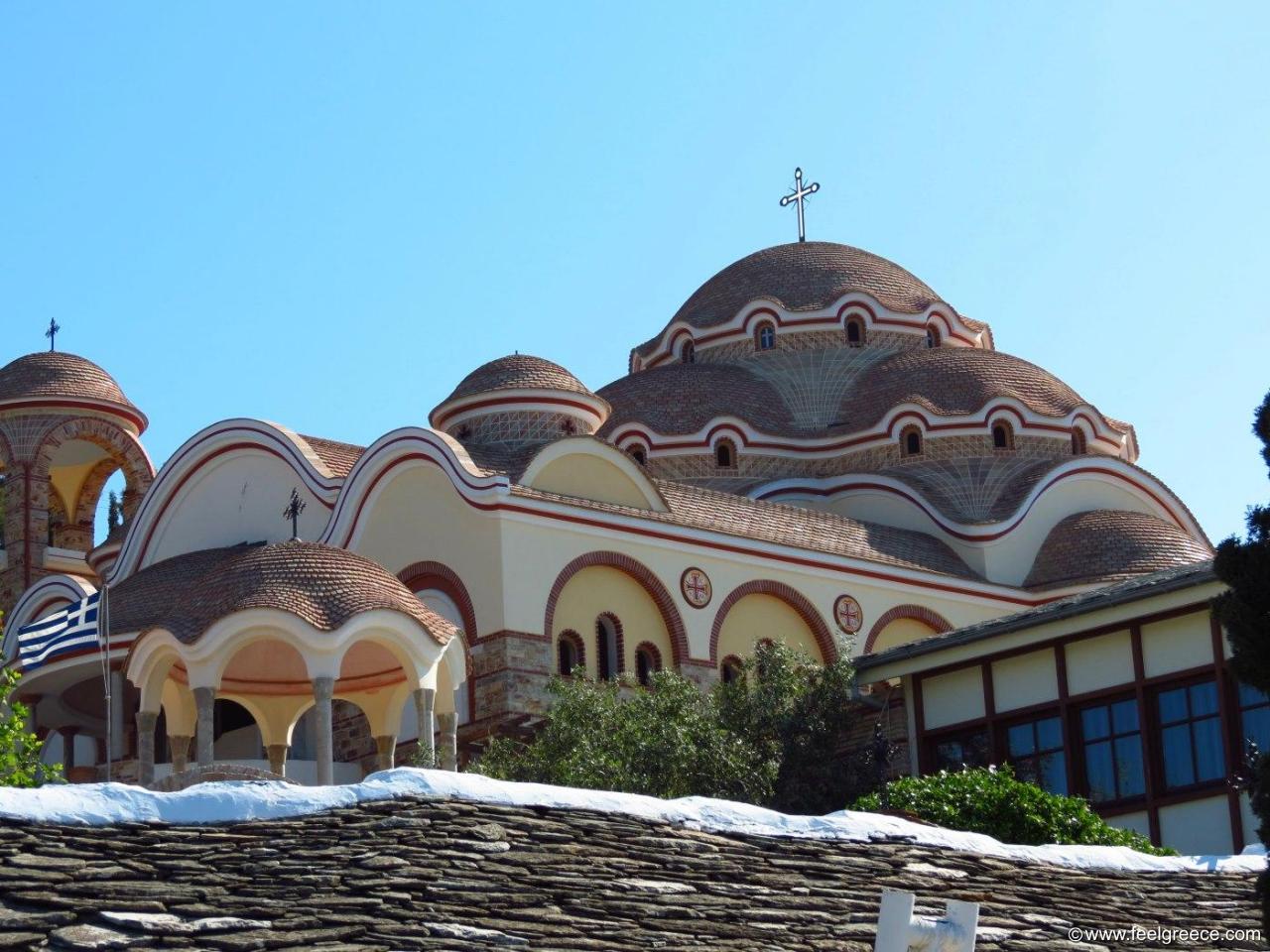 https://mdw-travel-data-us-east-1.s3.amazonaws.com/img/country/Greece/Archangel-Michael-Monastery/img_03.jpg