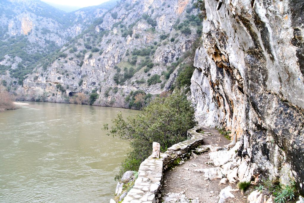 https://mdw-travel-data-us-east-1.s3.amazonaws.com/img/country/Greece/Castle-of-Xanthi/img_03.jpg