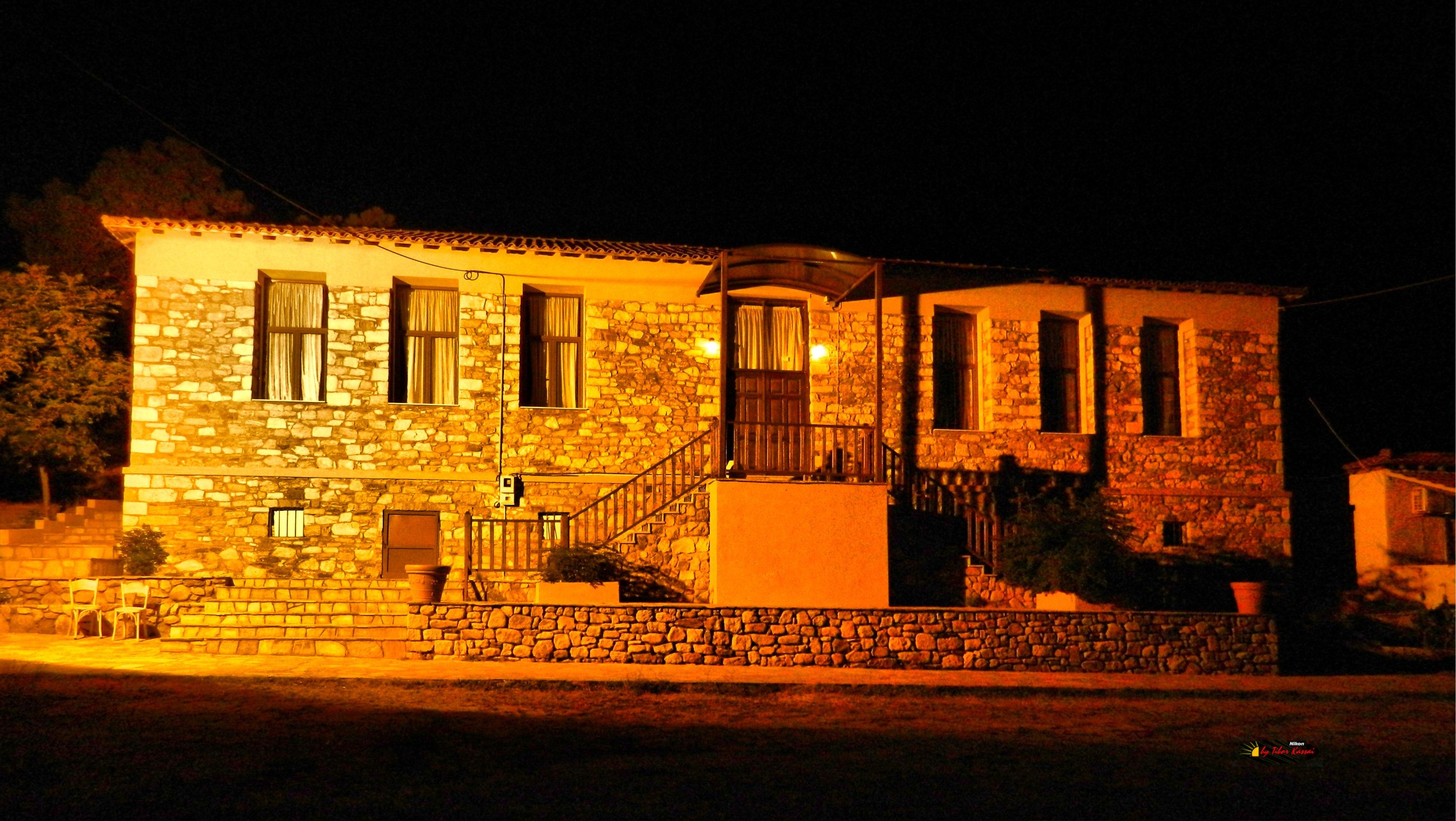 https://mdw-travel-data-us-east-1.s3.amazonaws.com/img/country/Greece/Folklore-Museum-Giorgio-Moretti/img_03.jpg