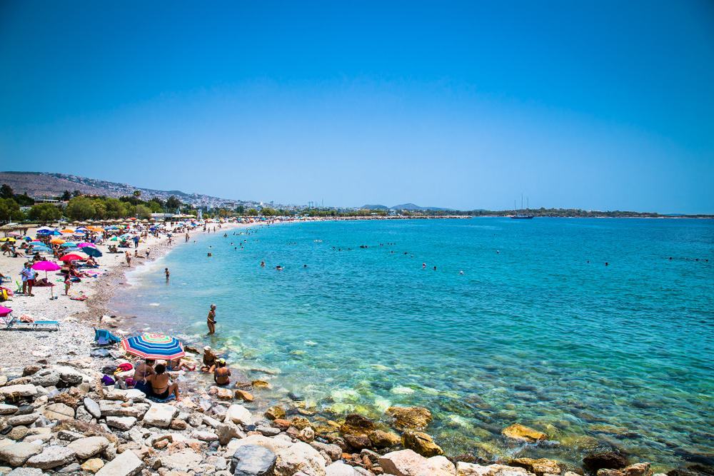 https://mdw-travel-data-us-east-1.s3.amazonaws.com/img/country/Greece/Glyfada-Beach/img_00.jpg