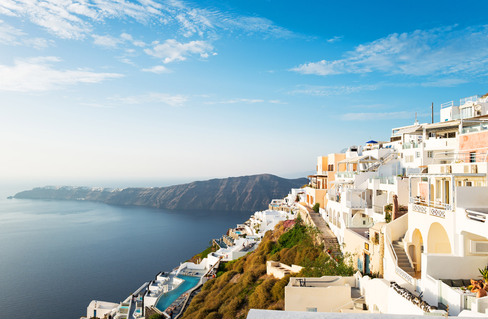 https://mdw-travel-data-us-east-1.s3.amazonaws.com/img/country/Greece/Imerovigli/img_01.jpg