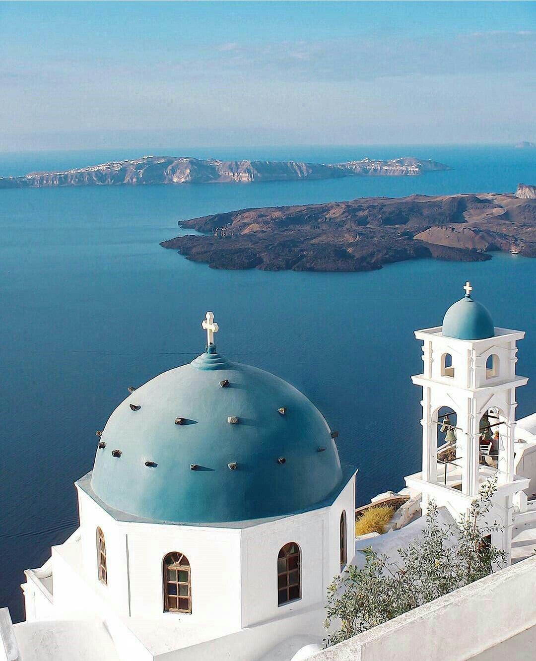 https://mdw-travel-data-us-east-1.s3.amazonaws.com/img/country/Greece/Imerovigli/img_03.jpg
