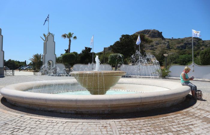 https://mdw-travel-data-us-east-1.s3.amazonaws.com/img/country/Greece/Kalithea-Springs/img_03.jpg