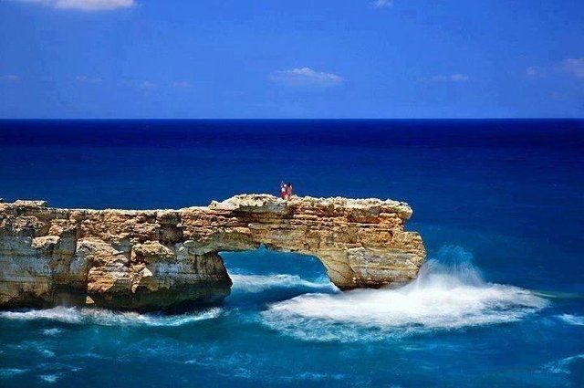 https://mdw-travel-data-us-east-1.s3.amazonaws.com/img/country/Greece/Kamares/img_02.jpg