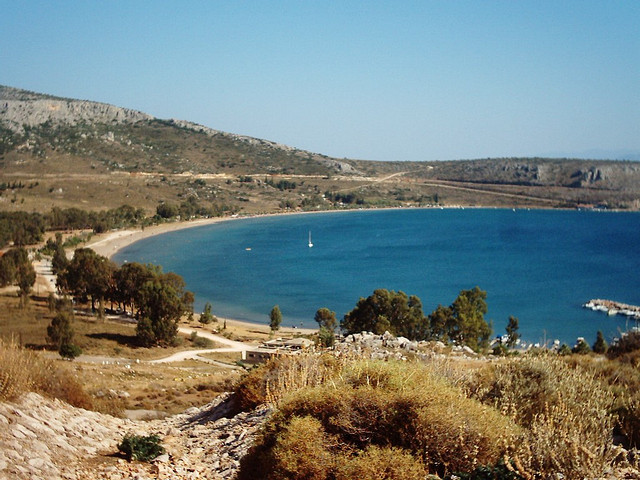 https://mdw-travel-data-us-east-1.s3.amazonaws.com/img/country/Greece/Karathona-Beach/img_03.jpg