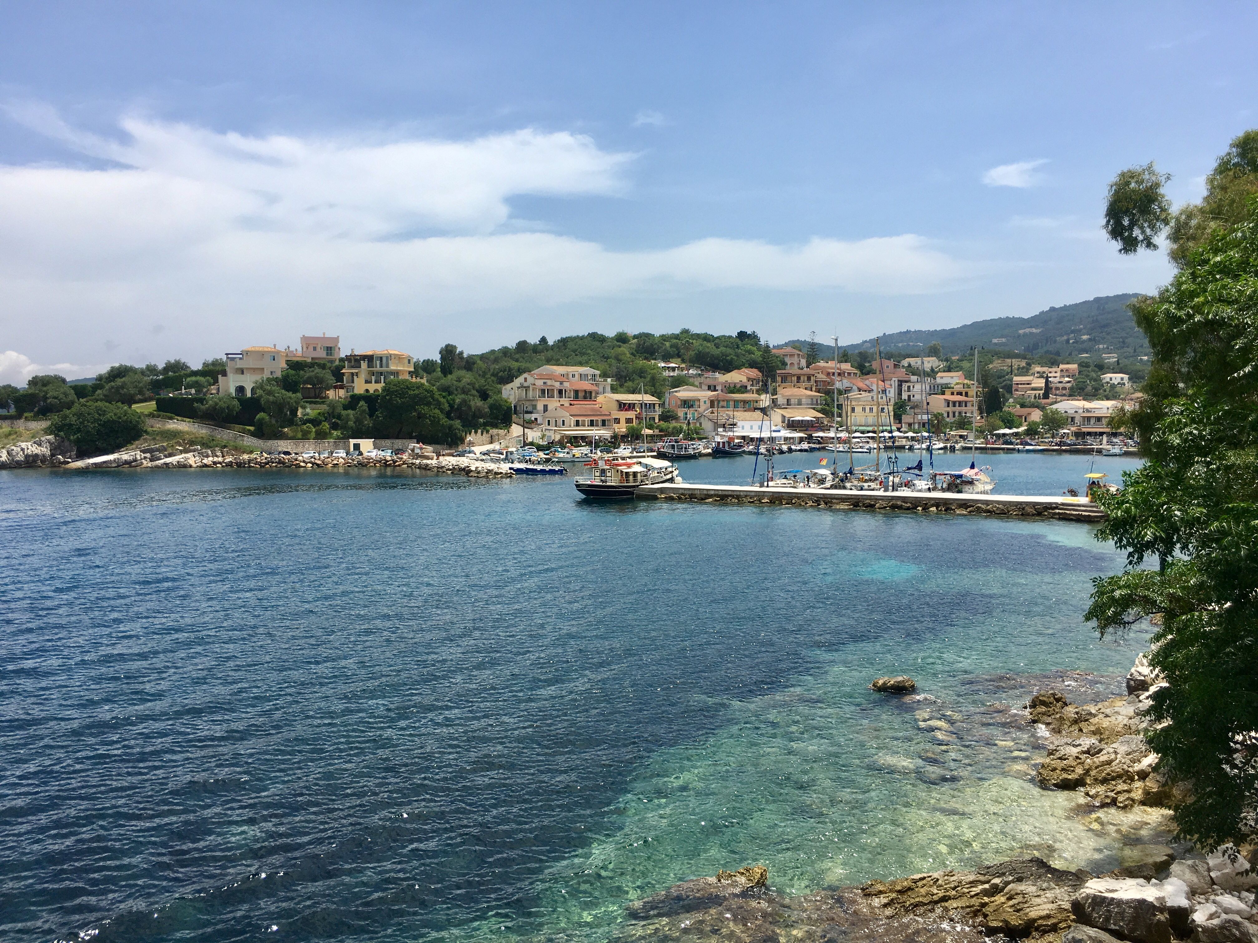 https://mdw-travel-data-us-east-1.s3.amazonaws.com/img/country/Greece/Kassiopi/img_02.jpg