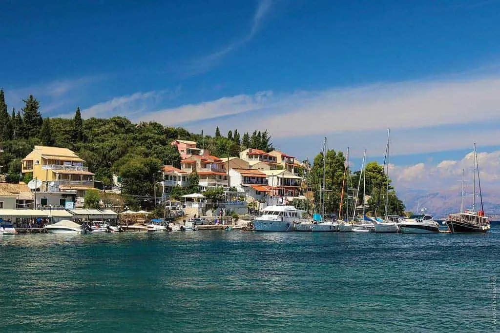 https://mdw-travel-data-us-east-1.s3.amazonaws.com/img/country/Greece/Kassiopi/img_03.jpg