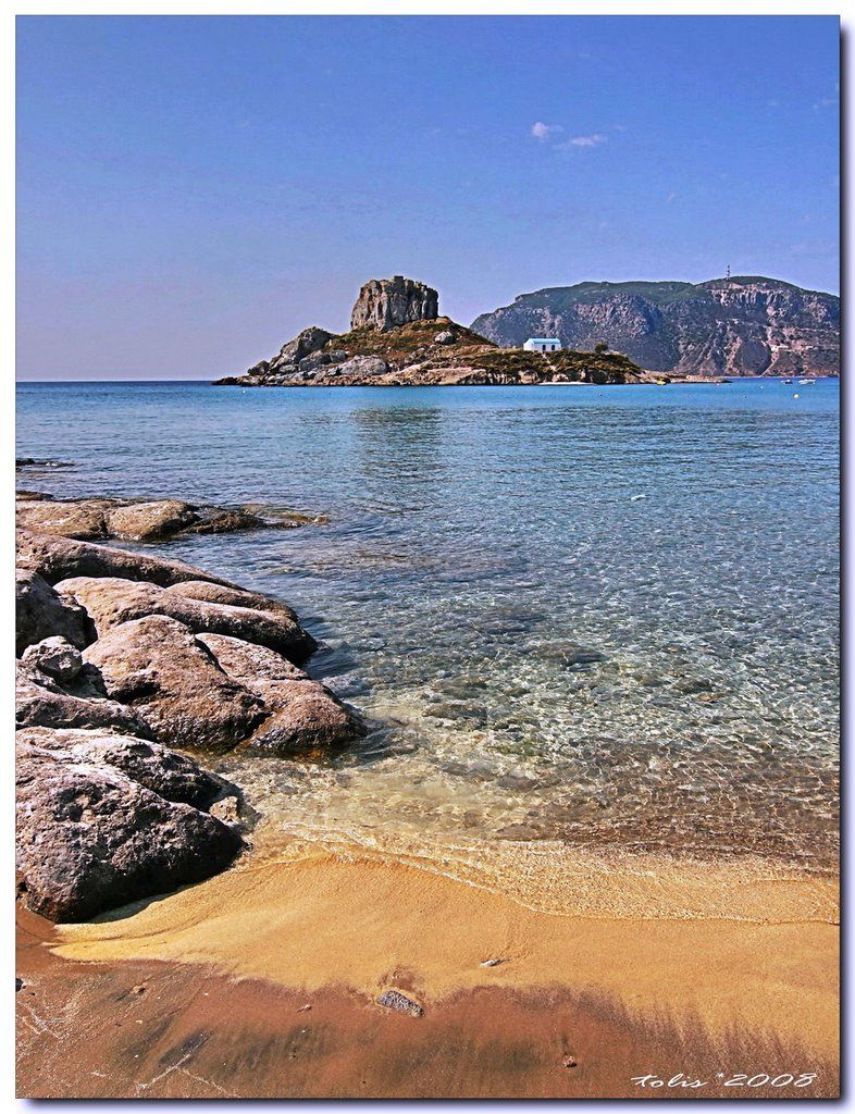 https://mdw-travel-data-us-east-1.s3.amazonaws.com/img/country/Greece/Kefalos-Beach/img_02.jpg