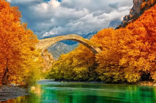 https://mdw-travel-data-us-east-1.s3.amazonaws.com/img/country/Greece/Konitsa-Bridge/img_02.jpg