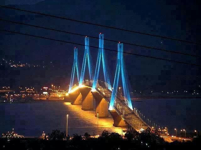 https://mdw-travel-data-us-east-1.s3.amazonaws.com/img/country/Greece/Krikelo-Bridge/img_04.jpg