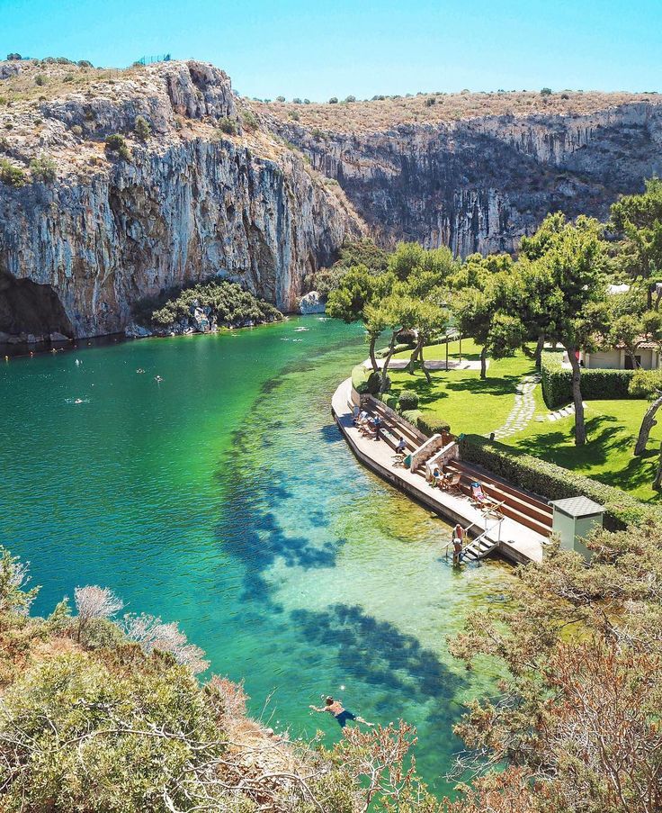 https://mdw-travel-data-us-east-1.s3.amazonaws.com/img/country/Greece/Lake-Vouliagmeni/img_02.jpg
