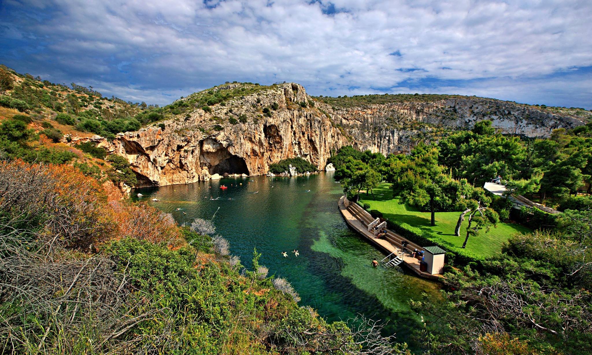 https://mdw-travel-data-us-east-1.s3.amazonaws.com/img/country/Greece/Lake-Vouliagmeni/img_03.jpg