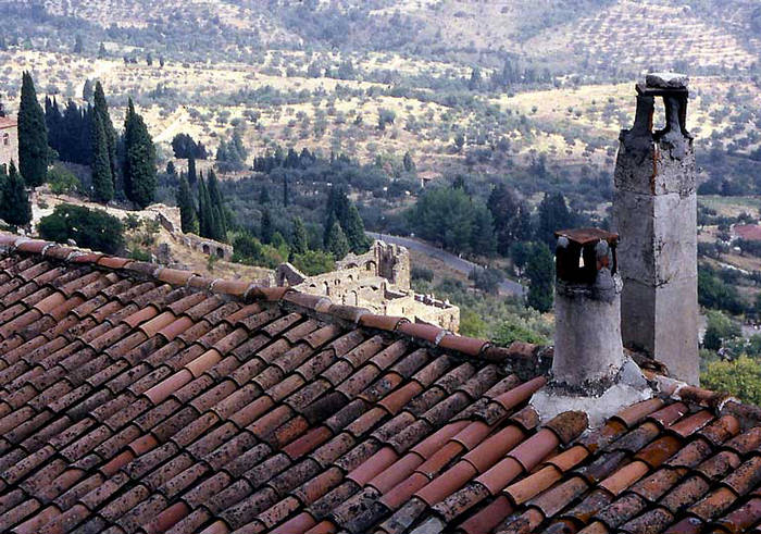 https://mdw-travel-data-us-east-1.s3.amazonaws.com/img/country/Greece/Lousios-Gorge/img_03.jpg