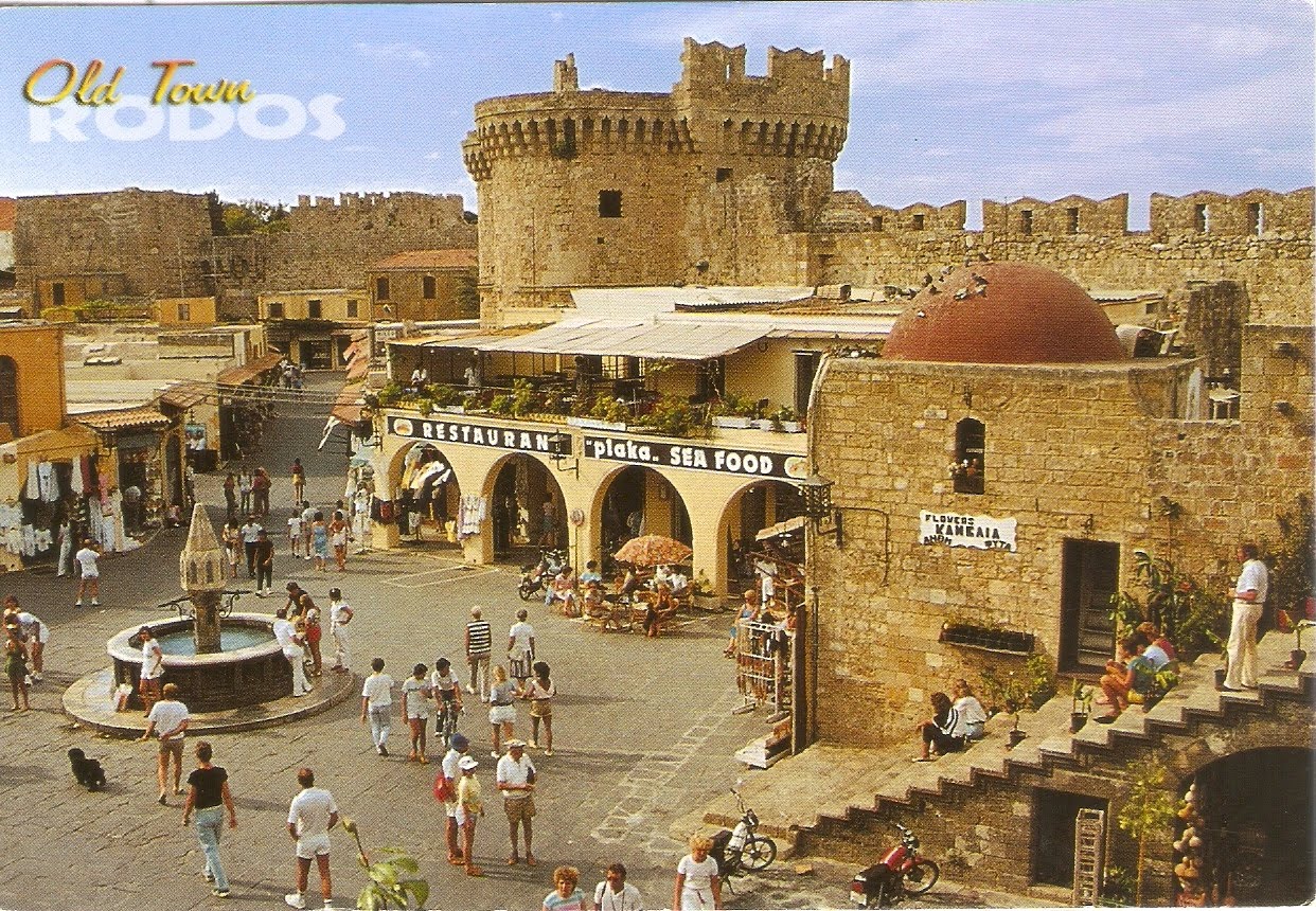 https://mdw-travel-data-us-east-1.s3.amazonaws.com/img/country/Greece/Medieval-City-of-Rhodes/img_02.jpg