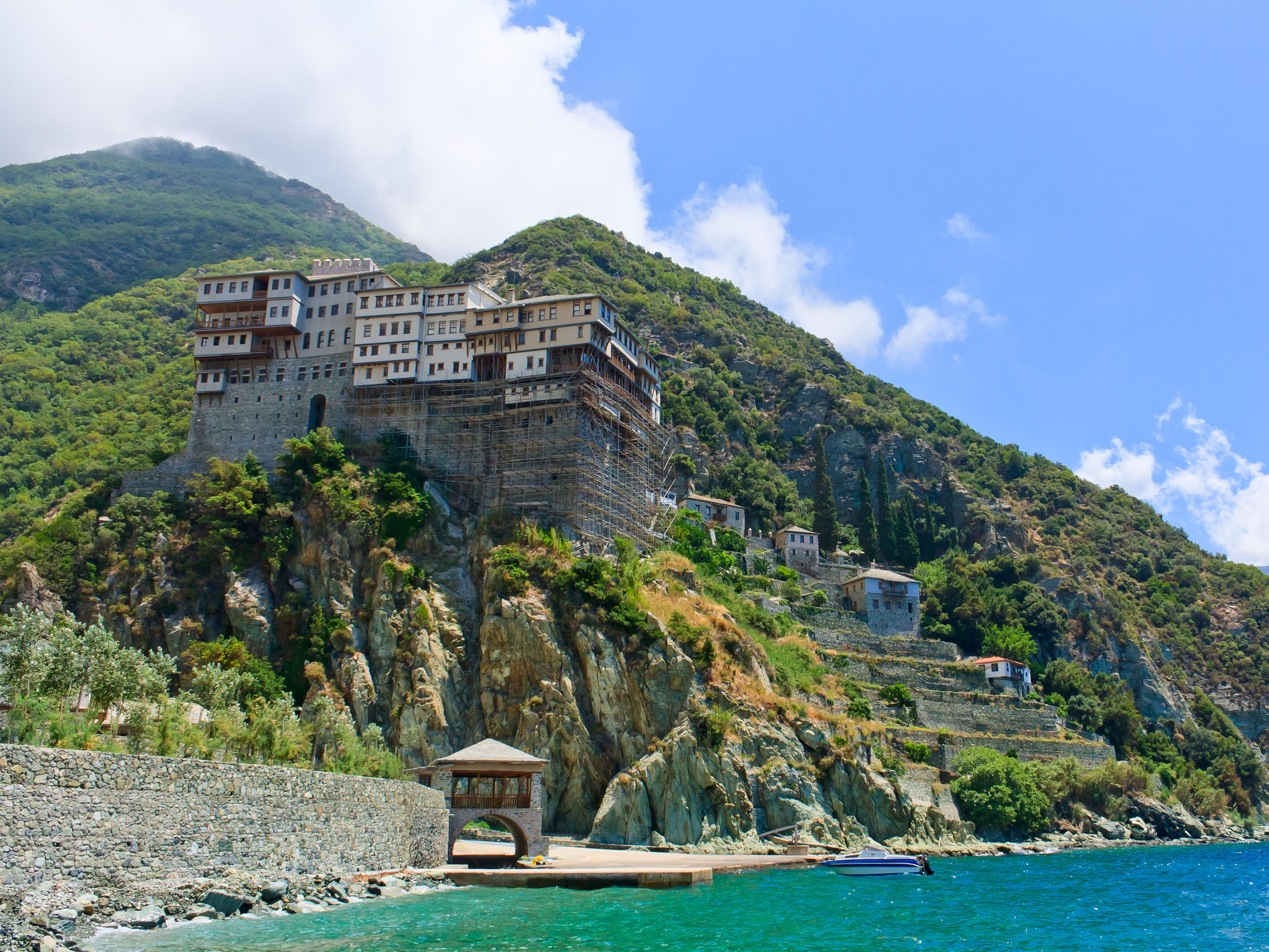 https://mdw-travel-data-us-east-1.s3.amazonaws.com/img/country/Greece/Mount-Athos/img_03.jpg
