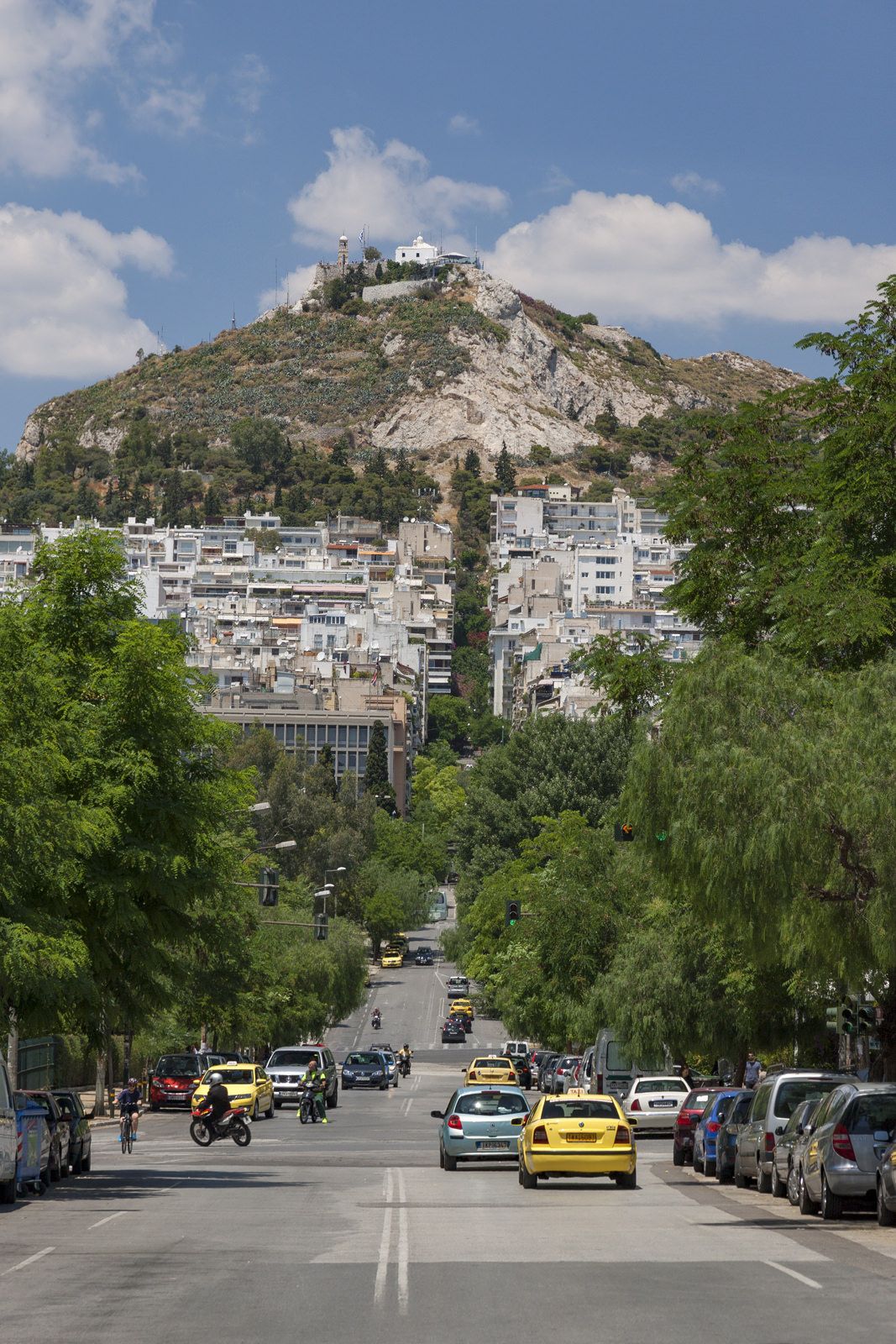 https://mdw-travel-data-us-east-1.s3.amazonaws.com/img/country/Greece/Mount-Lycabettus/img_01.jpg