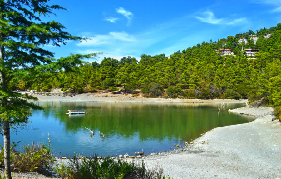 https://mdw-travel-data-us-east-1.s3.amazonaws.com/img/country/Greece/Mount-Parnitha/img_03.jpg