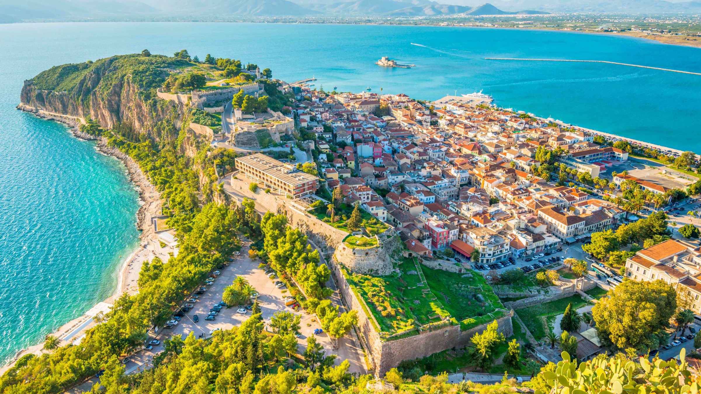 https://mdw-travel-data-us-east-1.s3.amazonaws.com/img/country/Greece/Nafplio-Old-Town/img_03.jpg