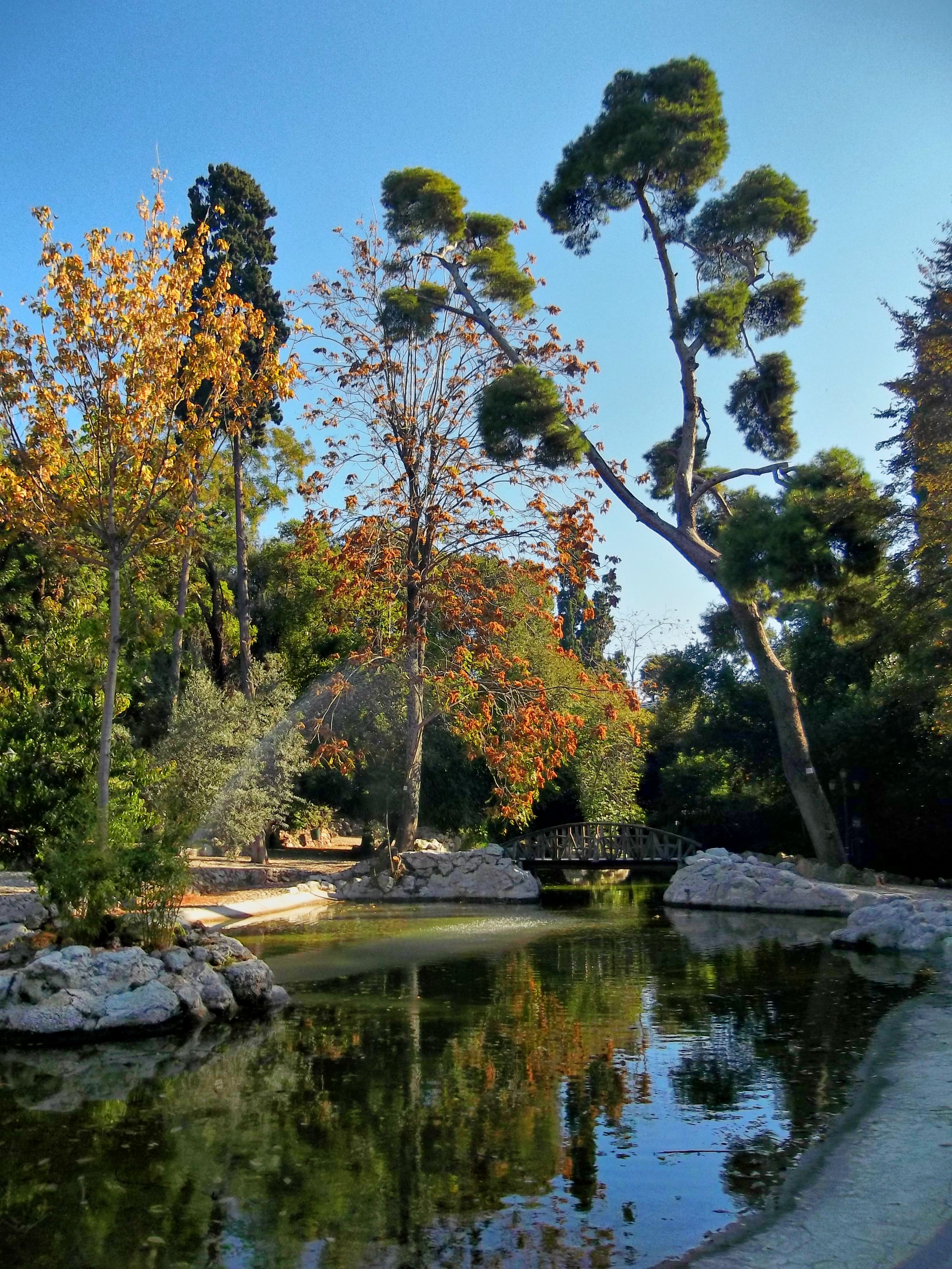https://mdw-travel-data-us-east-1.s3.amazonaws.com/img/country/Greece/National-Garden/img_03.jpg