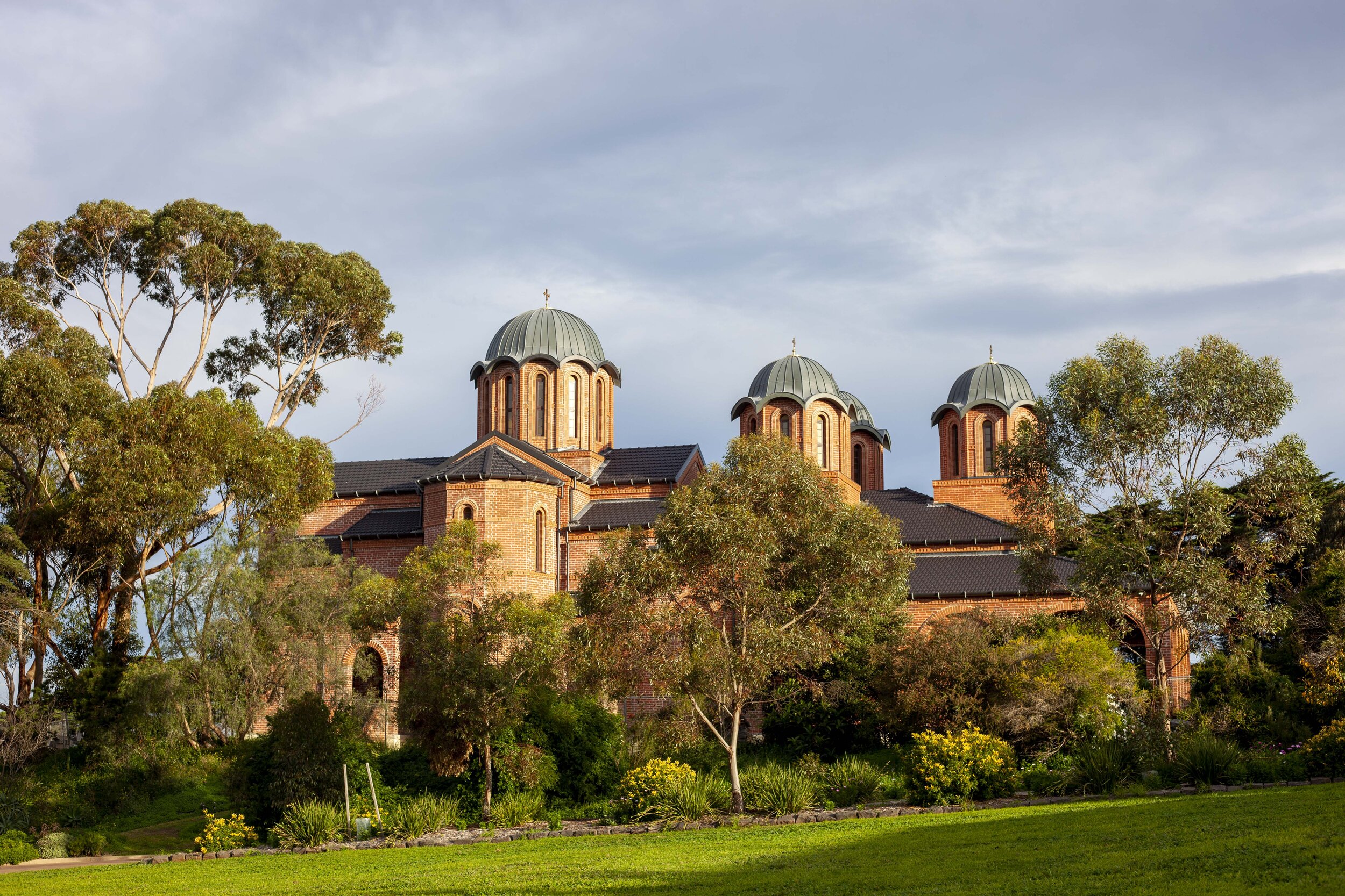 https://mdw-travel-data-us-east-1.s3.amazonaws.com/img/country/Greece/Panagia-Gorgoepikoos-Monastery/img_00.jpg