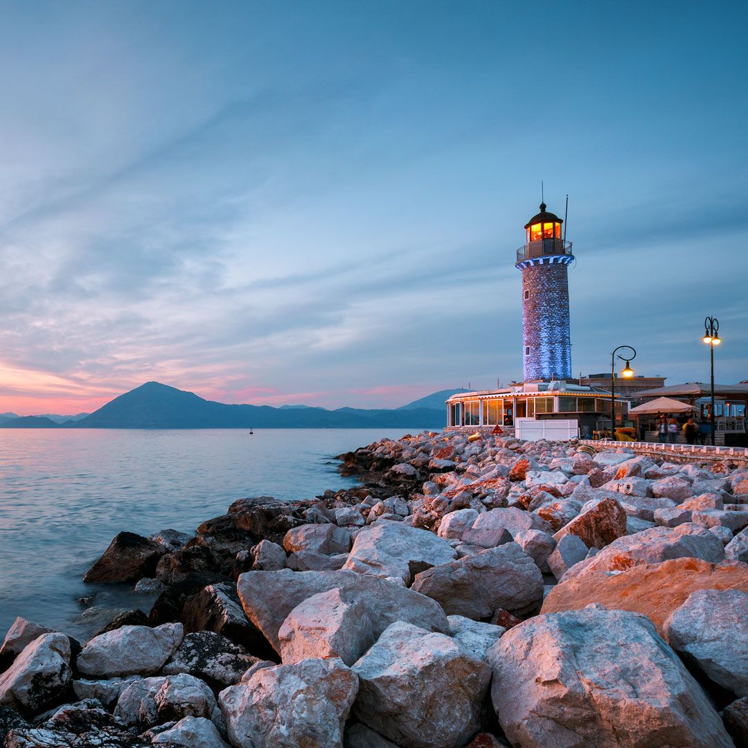https://mdw-travel-data-us-east-1.s3.amazonaws.com/img/country/Greece/Patras-Lighthouse/img_03.jpg