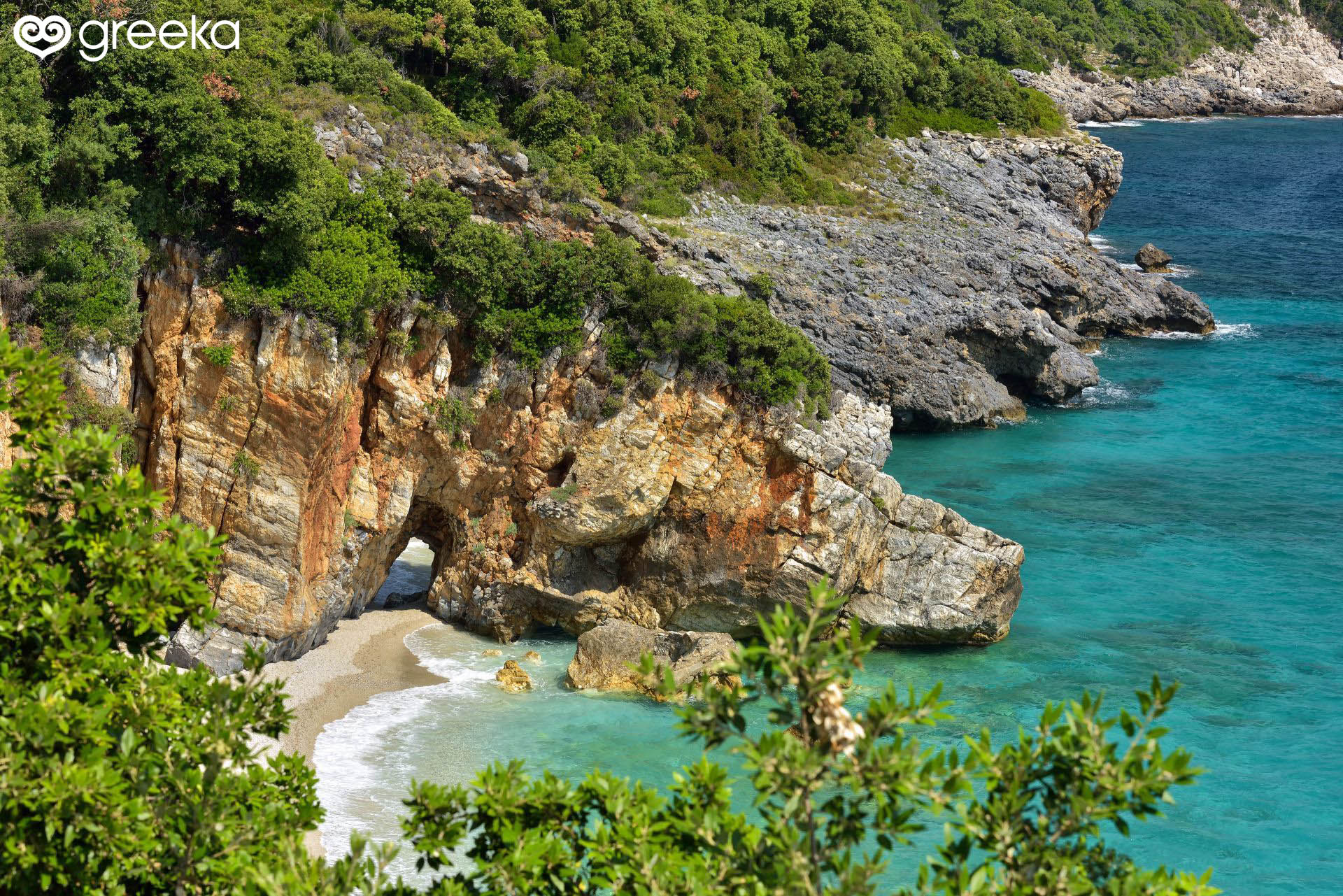 https://mdw-travel-data-us-east-1.s3.amazonaws.com/img/country/Greece/Pelion-Mountain/img_01.jpg