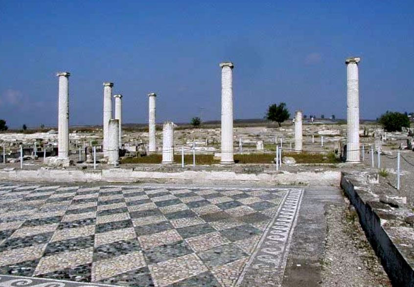 https://mdw-travel-data-us-east-1.s3.amazonaws.com/img/country/Greece/Pella-Archaeological-Site/img_02.jpg