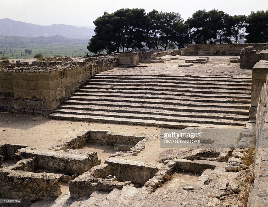 https://mdw-travel-data-us-east-1.s3.amazonaws.com/img/country/Greece/Phaistos-Minoan-Palace/img_03.jpg
