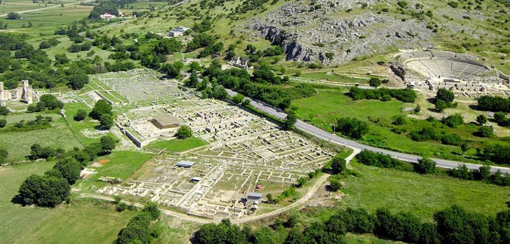 https://mdw-travel-data-us-east-1.s3.amazonaws.com/img/country/Greece/Philippi-Archaeological-Site/img_01.jpg