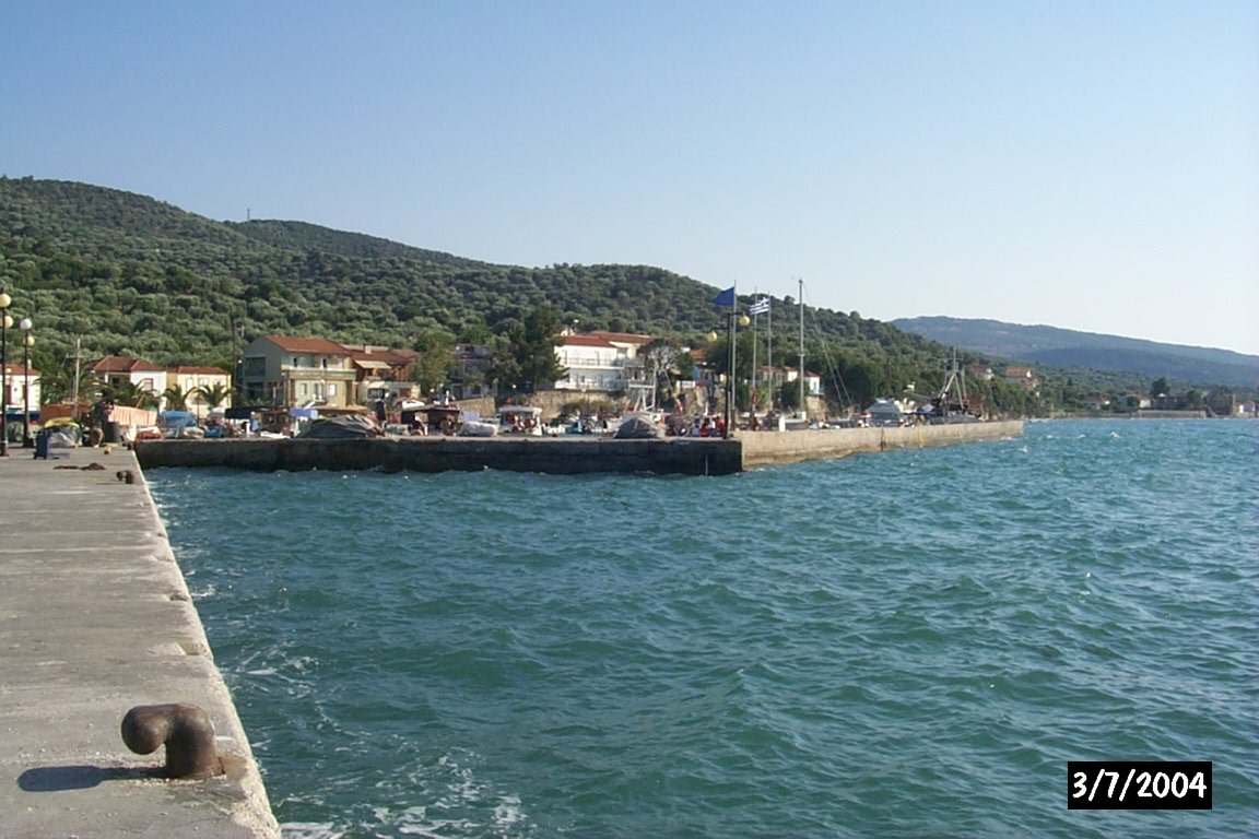 https://mdw-travel-data-us-east-1.s3.amazonaws.com/img/country/Greece/Polichnitos/img_00.jpg