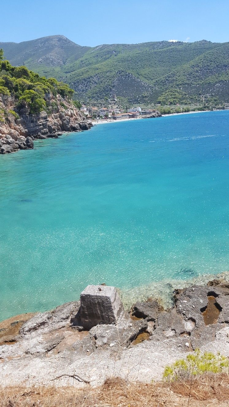 https://mdw-travel-data-us-east-1.s3.amazonaws.com/img/country/Greece/Porto-Germeno-Beach/img_00.jpg