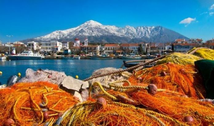 https://mdw-travel-data-us-east-1.s3.amazonaws.com/img/country/Greece/Samothrace/img_00.jpg