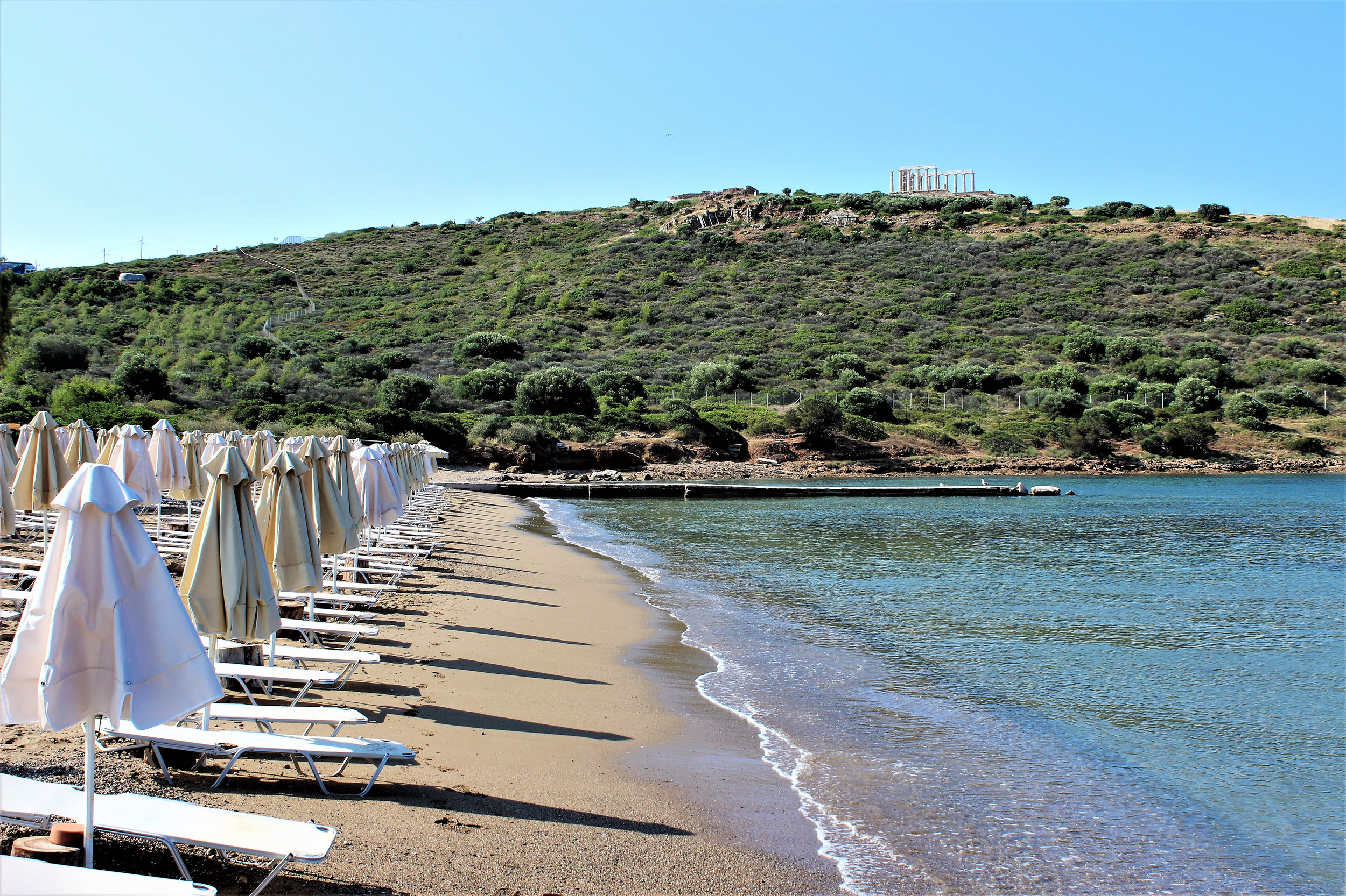 https://mdw-travel-data-us-east-1.s3.amazonaws.com/img/country/Greece/Sounio-Beach/img_01.jpg