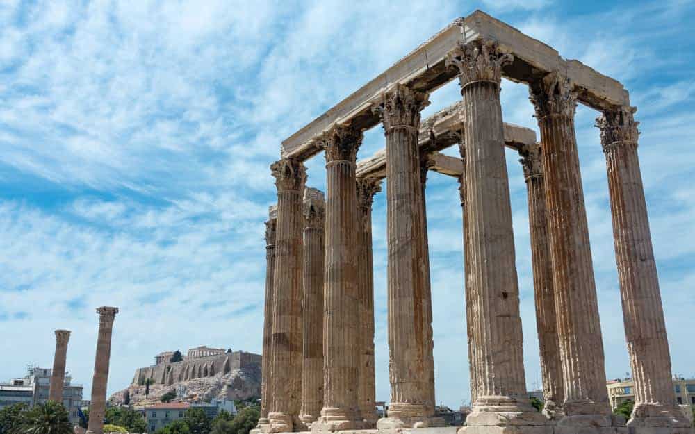 https://mdw-travel-data-us-east-1.s3.amazonaws.com/img/country/Greece/Temple-of-Zeus/img_02.jpg