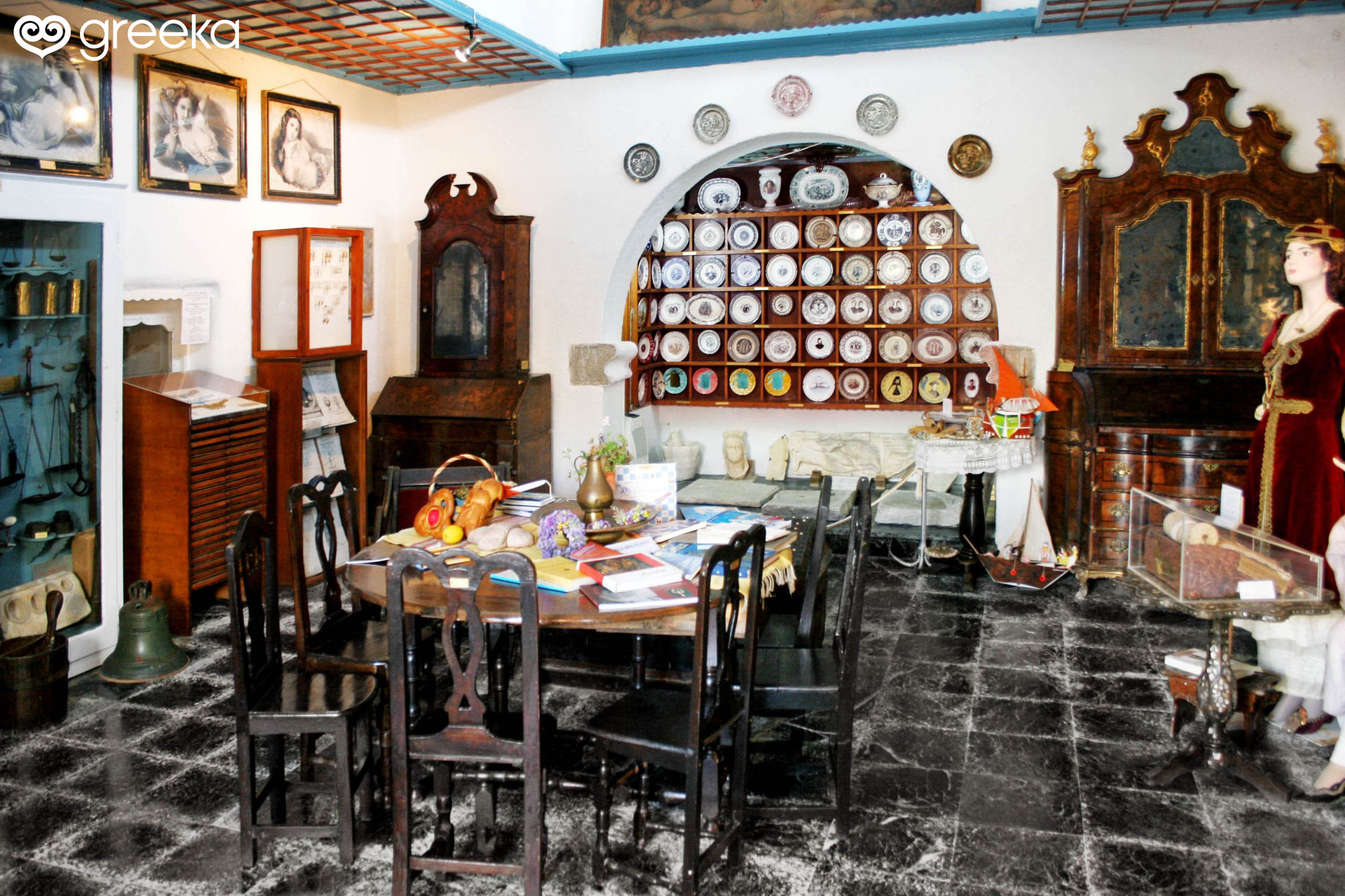 https://mdw-travel-data-us-east-1.s3.amazonaws.com/img/country/Greece/Tsamanta-Folklore-Museum/img_03.jpg