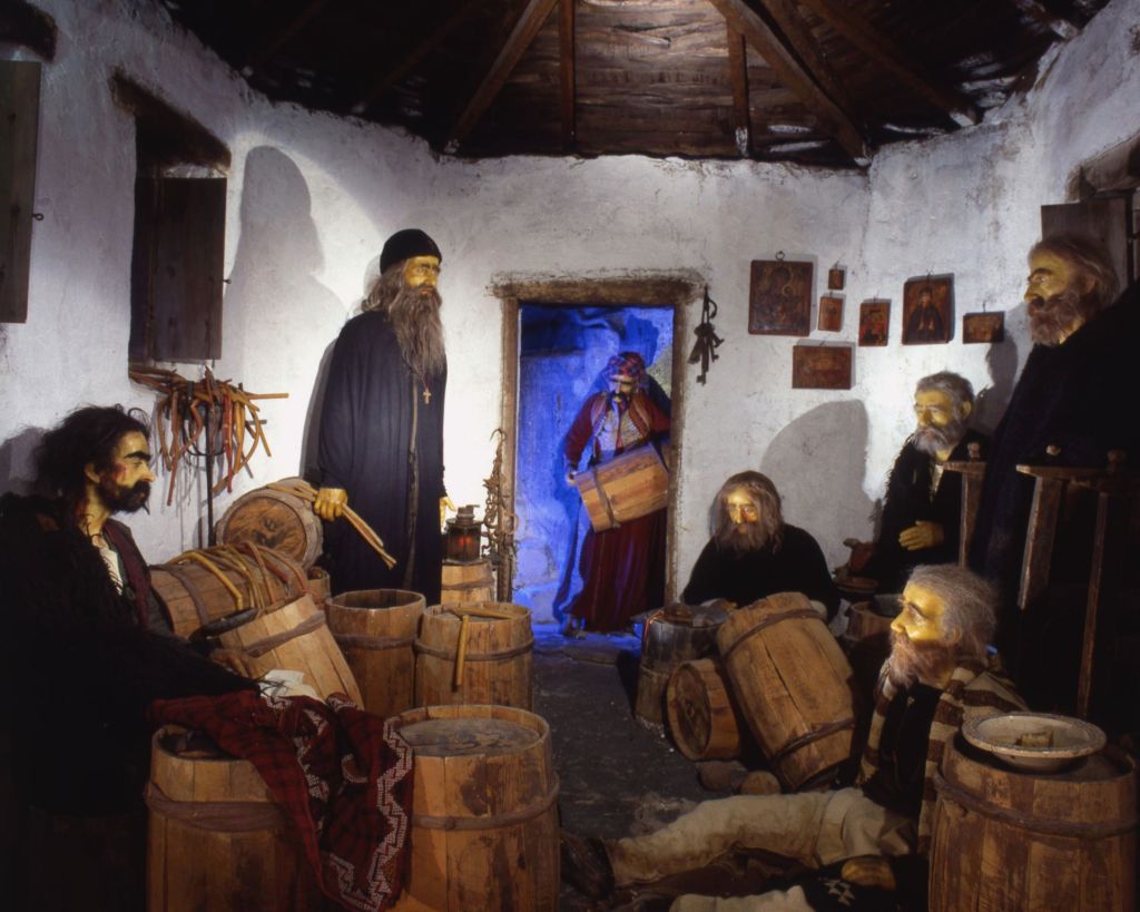 https://mdw-travel-data-us-east-1.s3.amazonaws.com/img/country/Greece/Vrellis-Greek-History-Museum/img_02.jpg