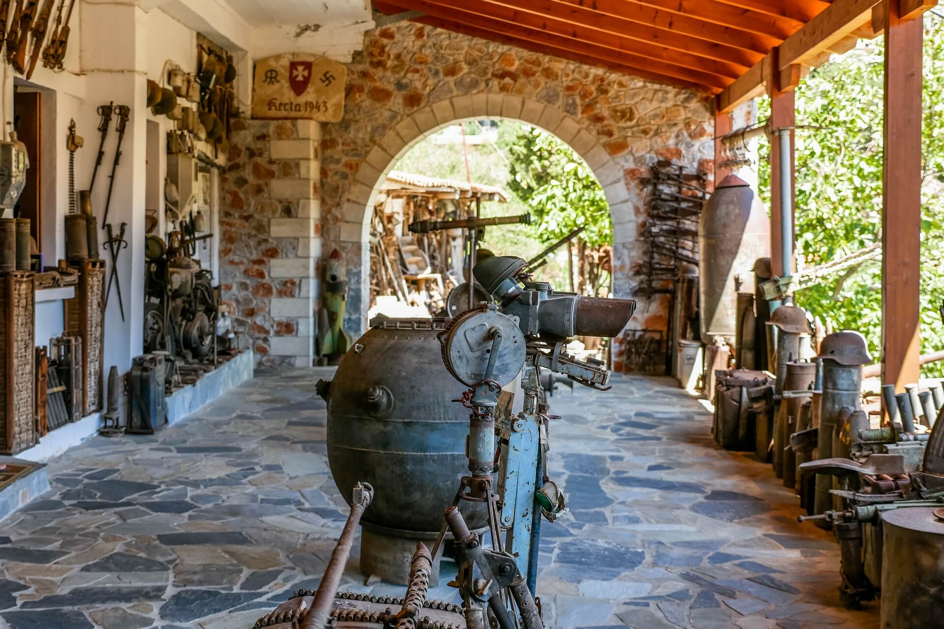 https://mdw-travel-data-us-east-1.s3.amazonaws.com/img/country/Greece/War-Museum-of-Chania/img_02.jpg