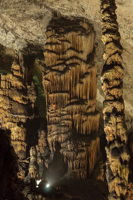 https://mdw-travel-data-us-east-1.s3.amazonaws.com/img/country/Hungary/Anna-Cave/img_02.jpg