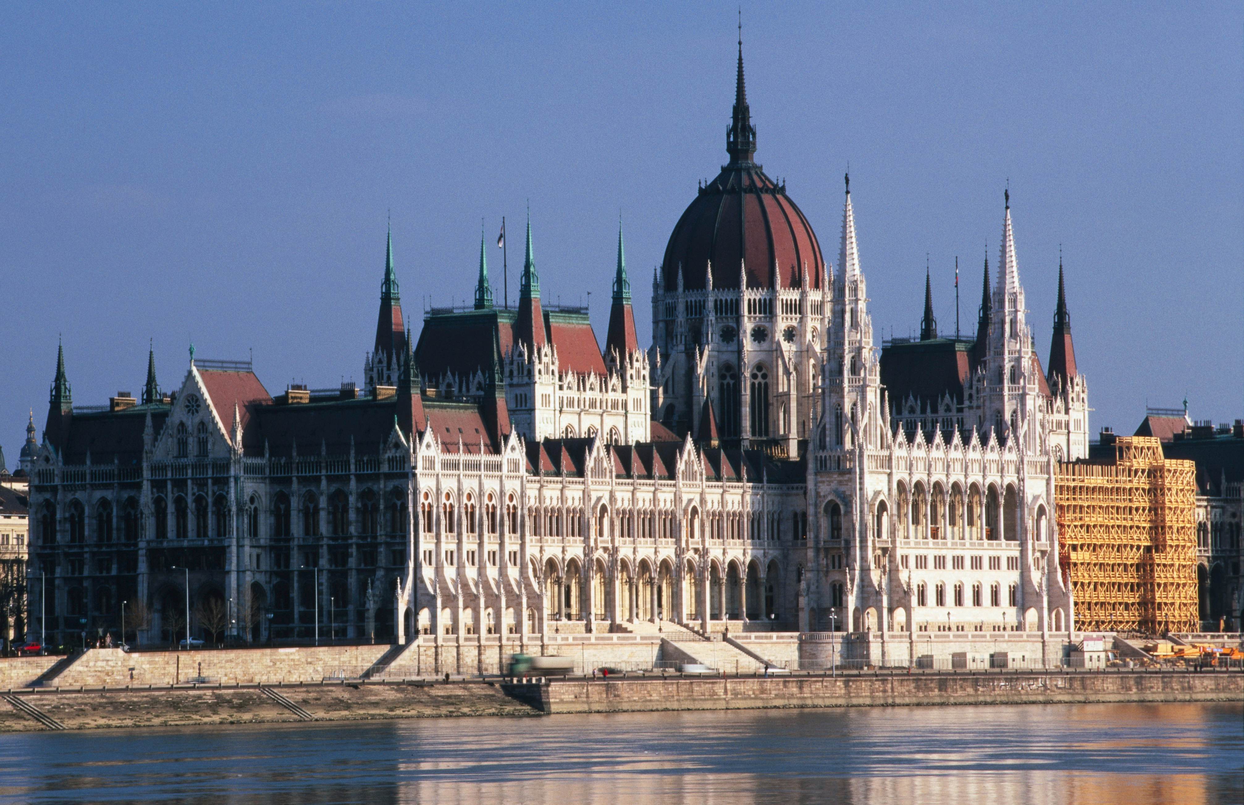 https://mdw-travel-data-us-east-1.s3.amazonaws.com/img/country/Hungary/Bekescsaba-Theatre/img_02.jpg