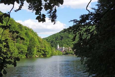 https://mdw-travel-data-us-east-1.s3.amazonaws.com/img/country/Hungary/Bukk-National-Park/img_03.jpg