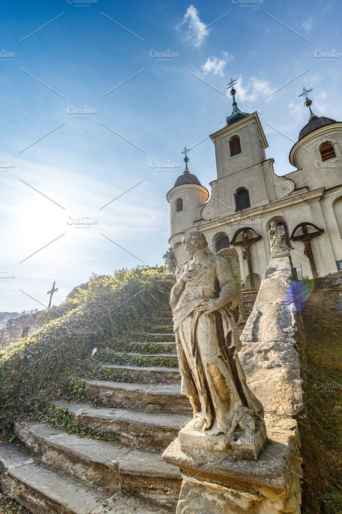 https://mdw-travel-data-us-east-1.s3.amazonaws.com/img/country/Hungary/Calvary-Chapel-of-Szekszard/img_01.jpg