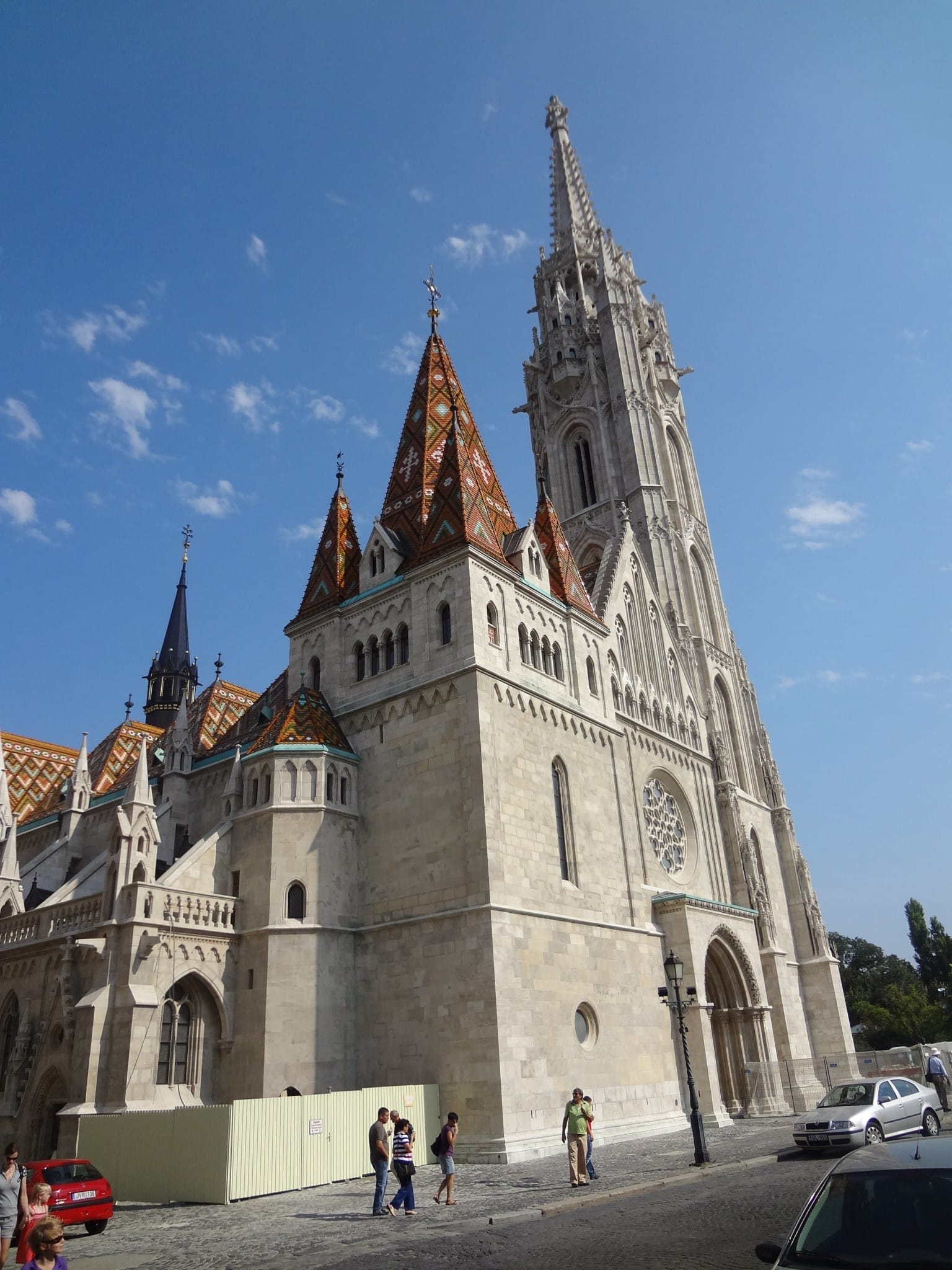 https://mdw-travel-data-us-east-1.s3.amazonaws.com/img/country/Hungary/Castle-Hill/img_02.jpg