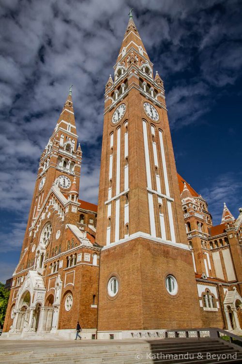 https://mdw-travel-data-us-east-1.s3.amazonaws.com/img/country/Hungary/Cathedral-Church-of-Bekescsaba/img_02.jpg