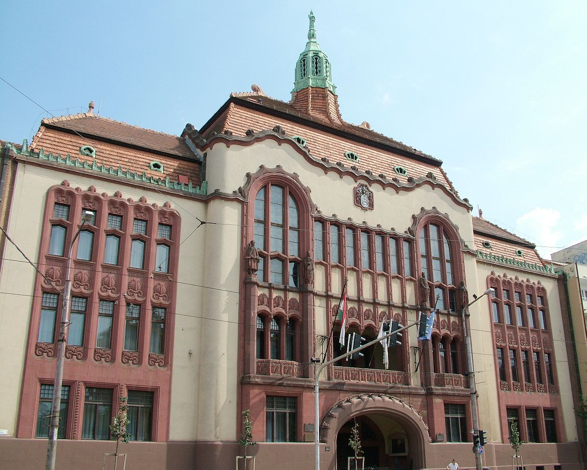 https://mdw-travel-data-us-east-1.s3.amazonaws.com/img/country/Hungary/County-Hall/img_00.jpg