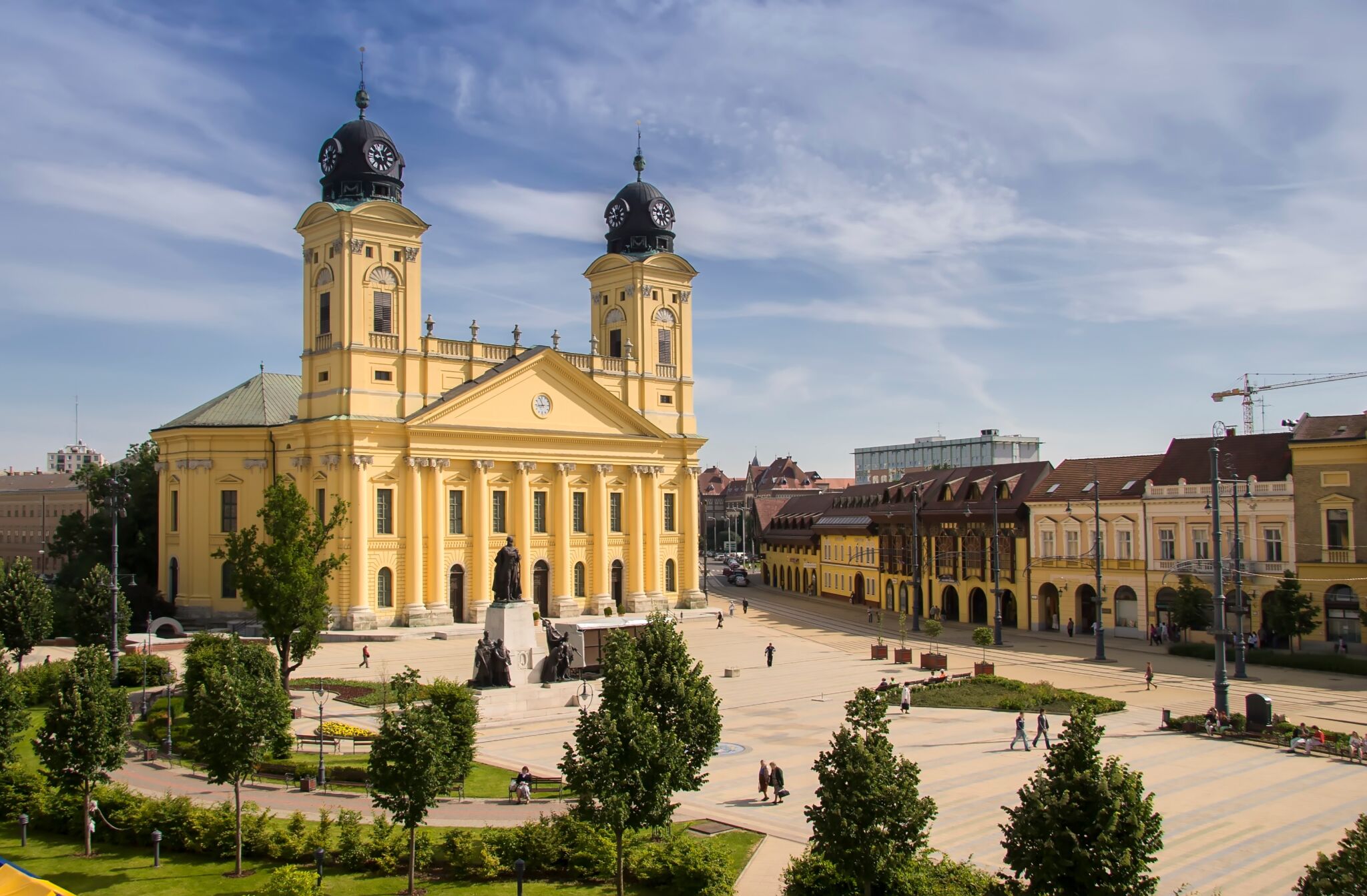https://mdw-travel-data-us-east-1.s3.amazonaws.com/img/country/Hungary/Debreceni-Reformatus-Nagytemplom/img_01.jpg