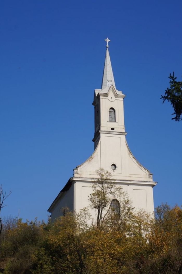 https://mdw-travel-data-us-east-1.s3.amazonaws.com/img/country/Hungary/Felsoegyhazas-Reformed-Church/img_02.jpg