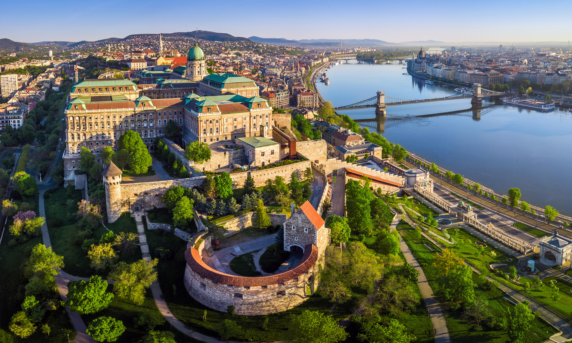 https://mdw-travel-data-us-east-1.s3.amazonaws.com/img/country/Hungary/Ferencesek-Kaptalanja/img_00.jpg