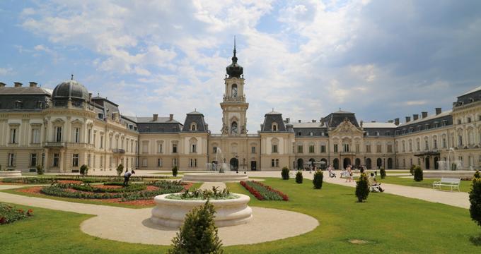 https://mdw-travel-data-us-east-1.s3.amazonaws.com/img/country/Hungary/Festetics-Palace/img_00.jpg