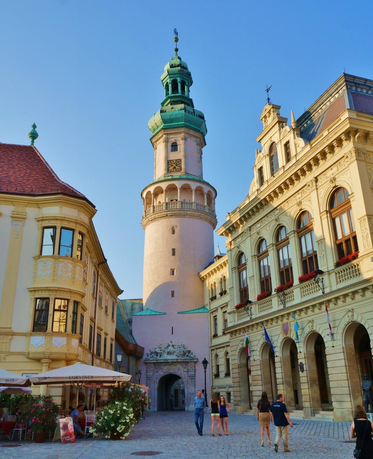 https://mdw-travel-data-us-east-1.s3.amazonaws.com/img/country/Hungary/Fire-Tower/img_02.jpg
