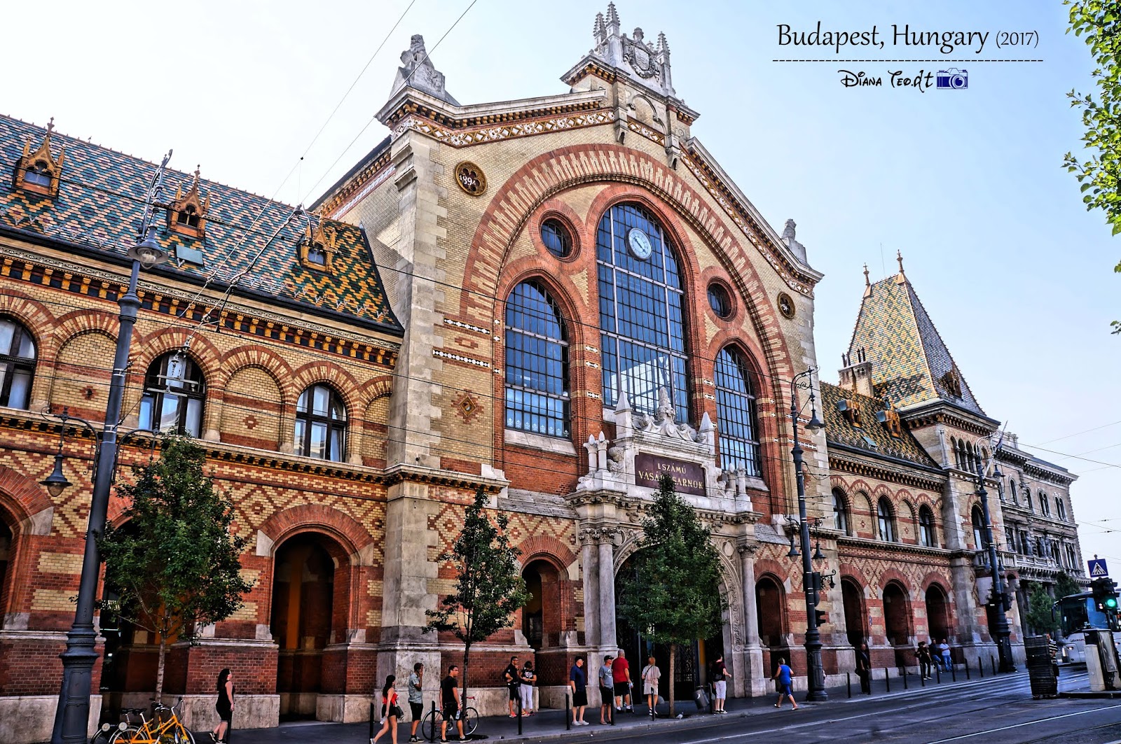 https://mdw-travel-data-us-east-1.s3.amazonaws.com/img/country/Hungary/Great-Market-Hall/img_01.jpg